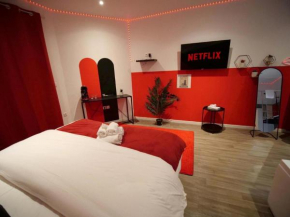 Suite ROMANTICA Balnéo - Olympe Suites & Spa Lille, Croix, Roubaix